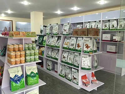 小城市适合开宠物店吗？结合宠物食品网络销售的全面分析